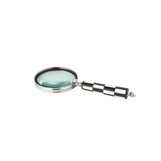 Daniel Magnifying Glass
